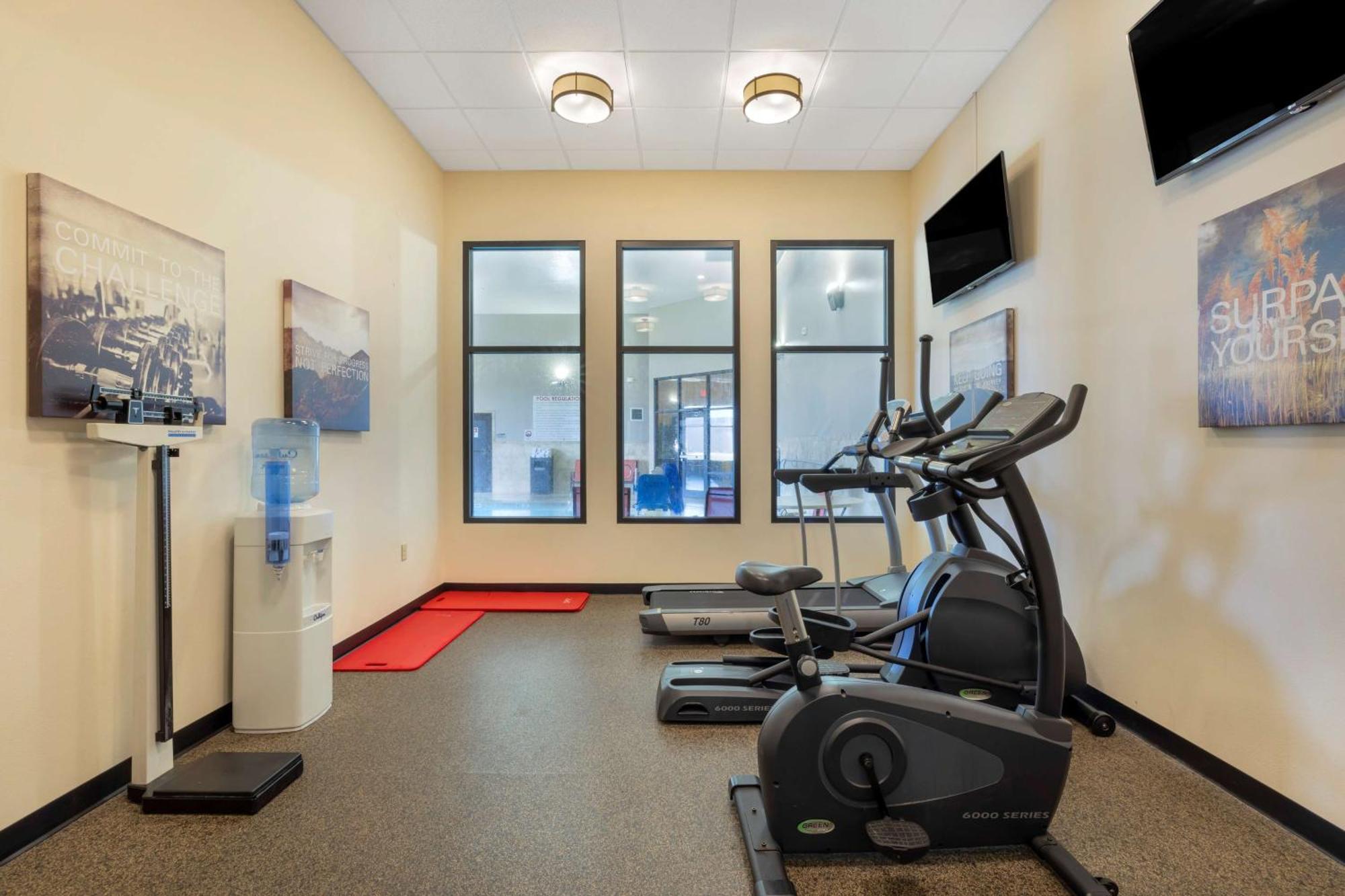 Best Western Plus North Platte Inn & Suites Экстерьер фото
